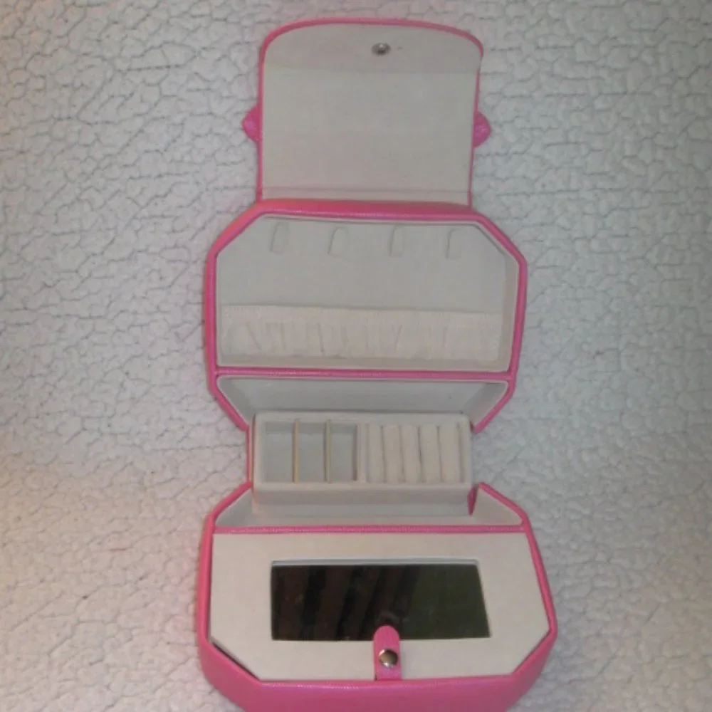 Jeun Bang Pink Multiple Compartment Jewelry Case